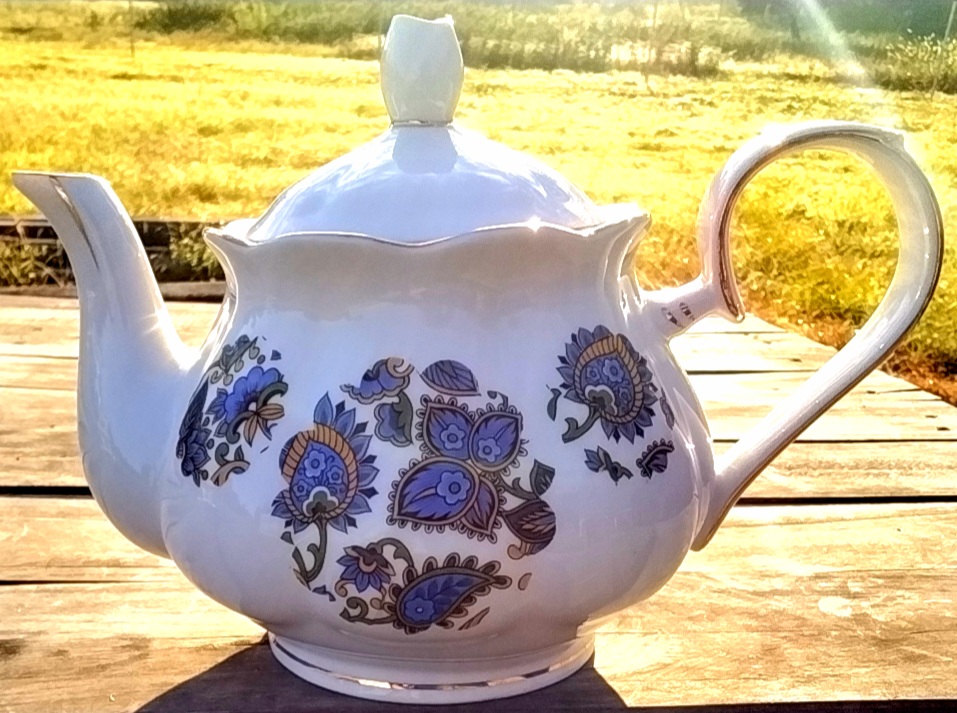 Paisley Blue Flower 4 cup Teapot (Custom)